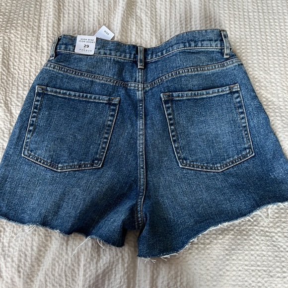 Pacsun shorts never worn - Picture 2 of 3